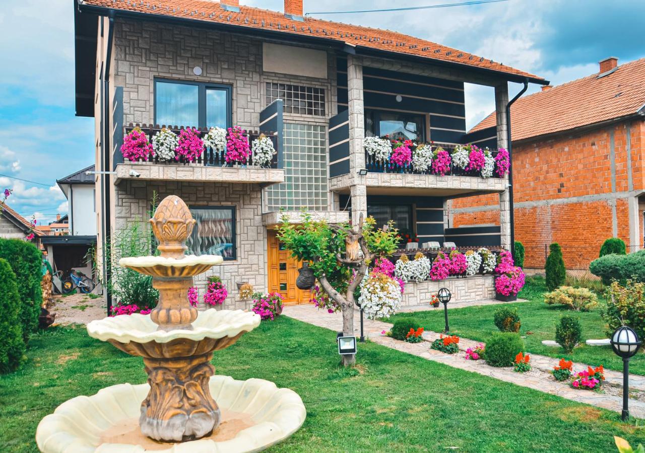 Vila Petunija Sjenica Esterno foto